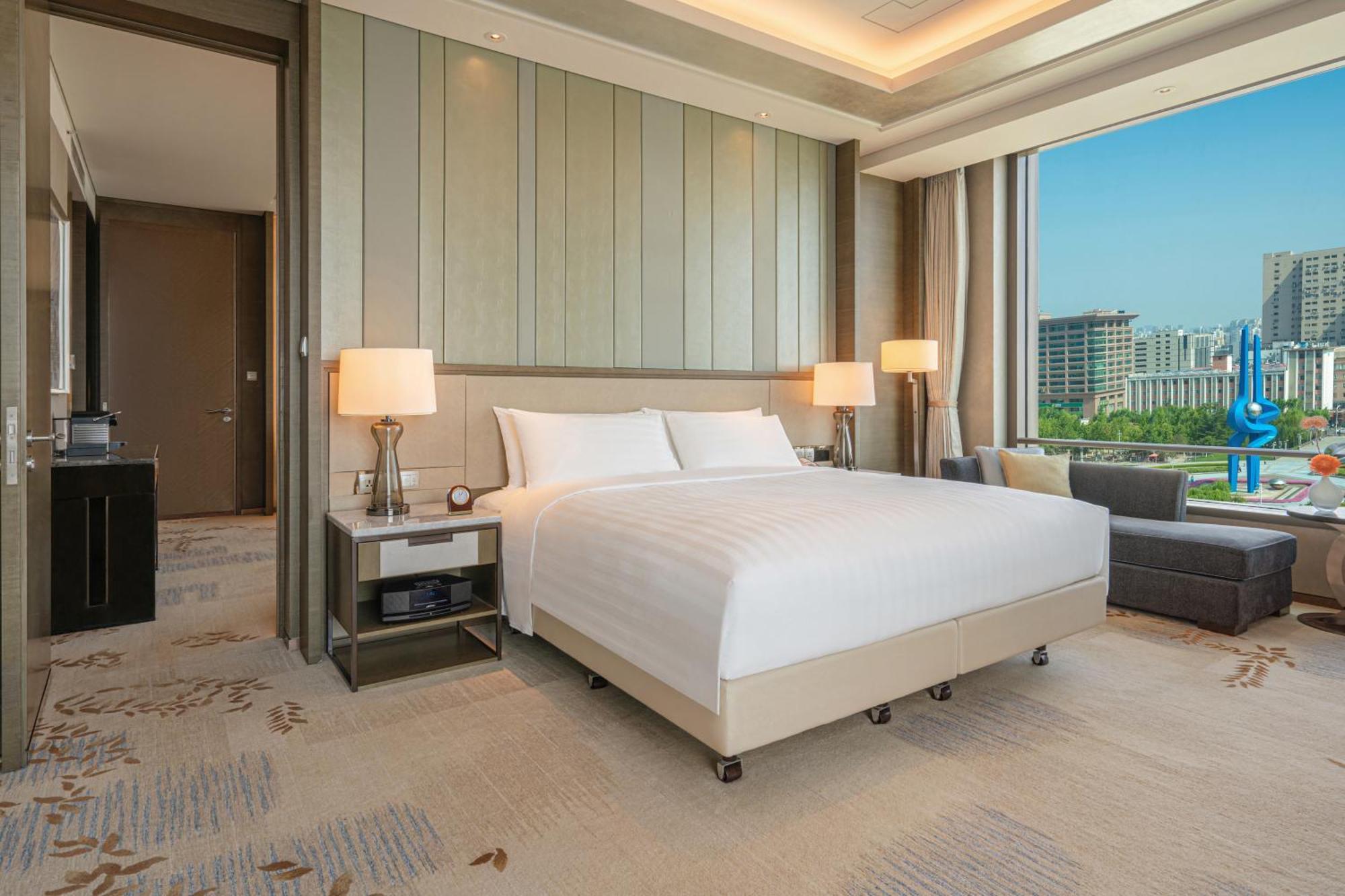 Shangri-La Jinan Exterior photo